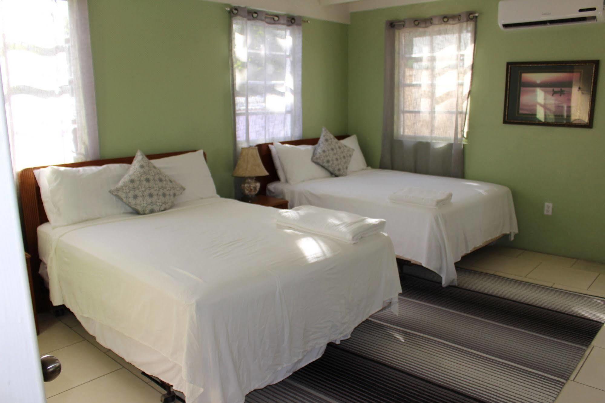 Beef Island Guest House Exterior foto